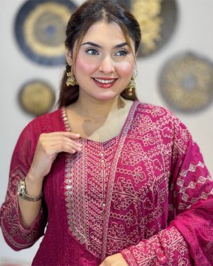 AWSOOM DRAGON C -(RE )Pakistani design Unstitched Salwar Kameez dns (RE)