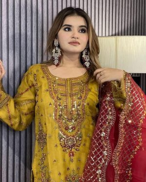 AAF -YOM -AWSOOM mastar yellow Pakistani desingin Unstitched Salwar Kameez sada bahar YOM