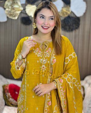 AAF A- FT AWSOOM masrer yellow RING RYPE Readymate pakistani desing ring type chiffon ft tia 4 pcs 6 c